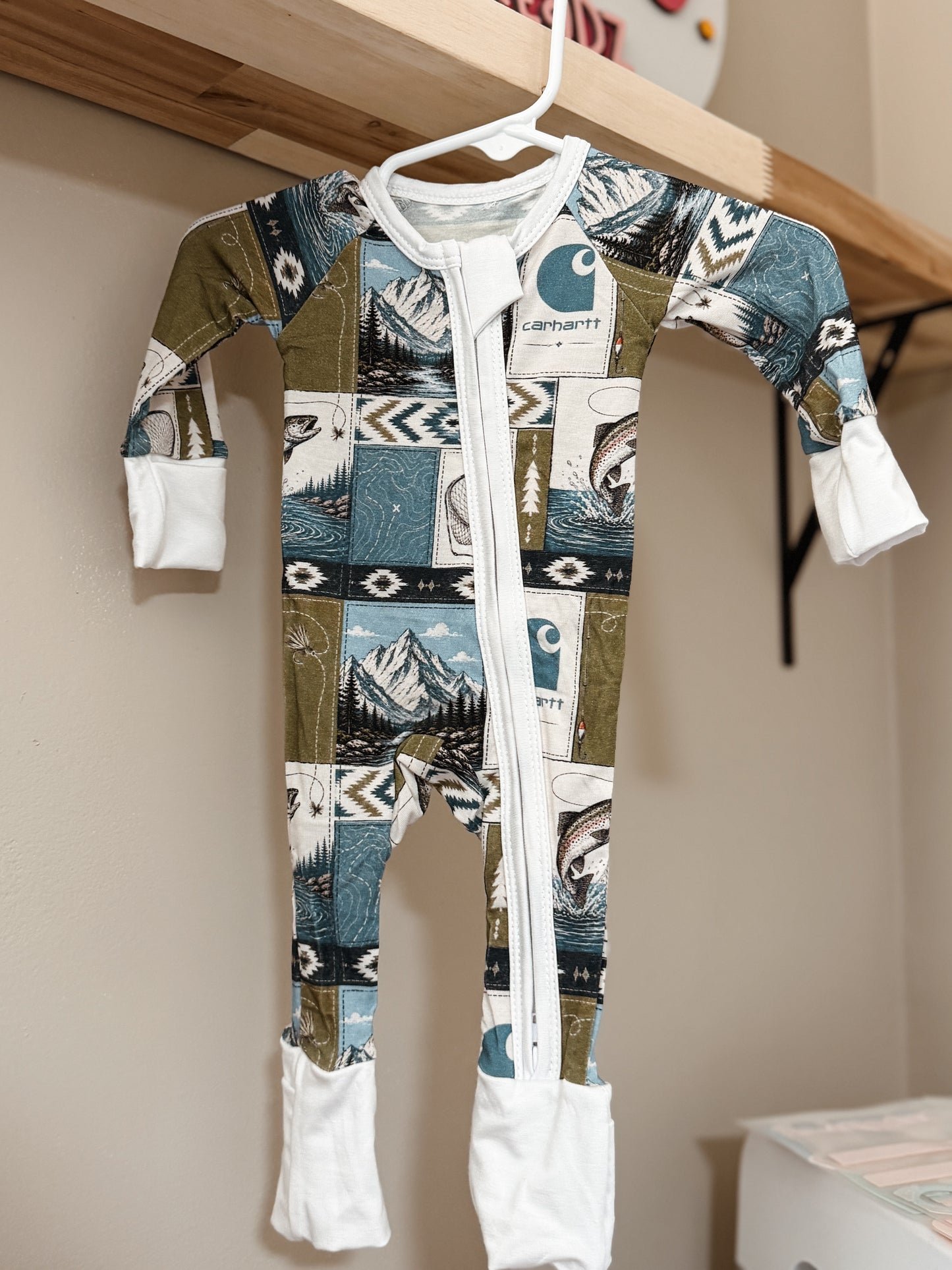 Gone Fishin’ - Bamboo Zippy