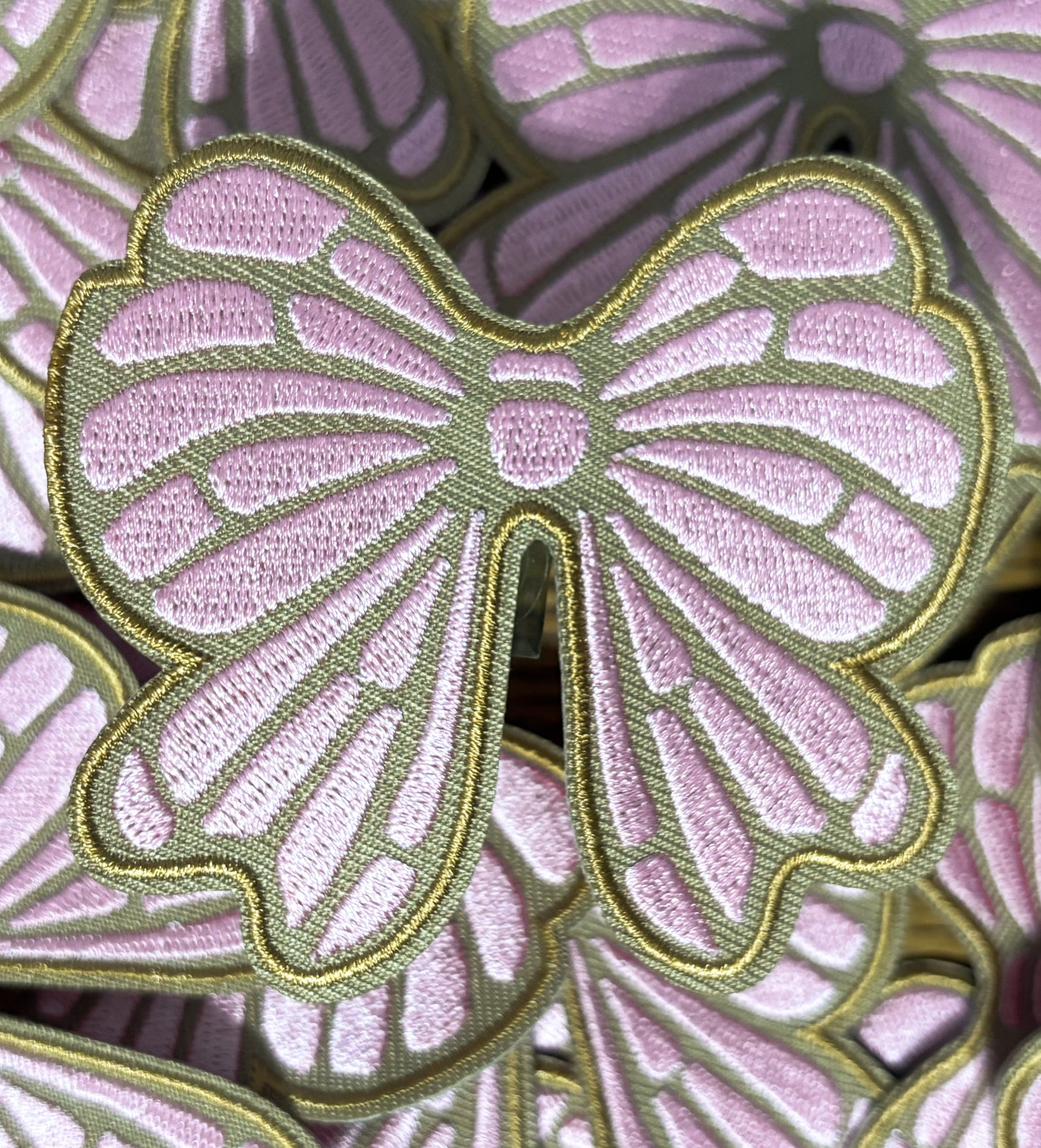 Iron On Patch - Concha Bow Pink